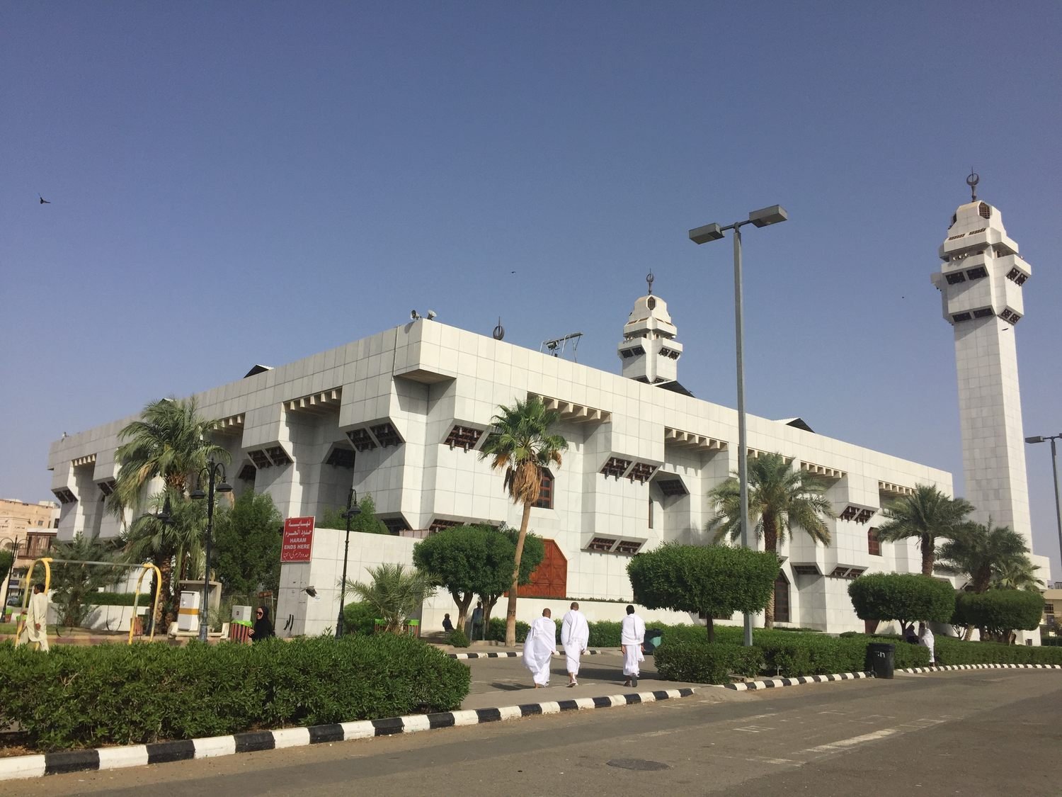 Masjid Aisha (Tanim)