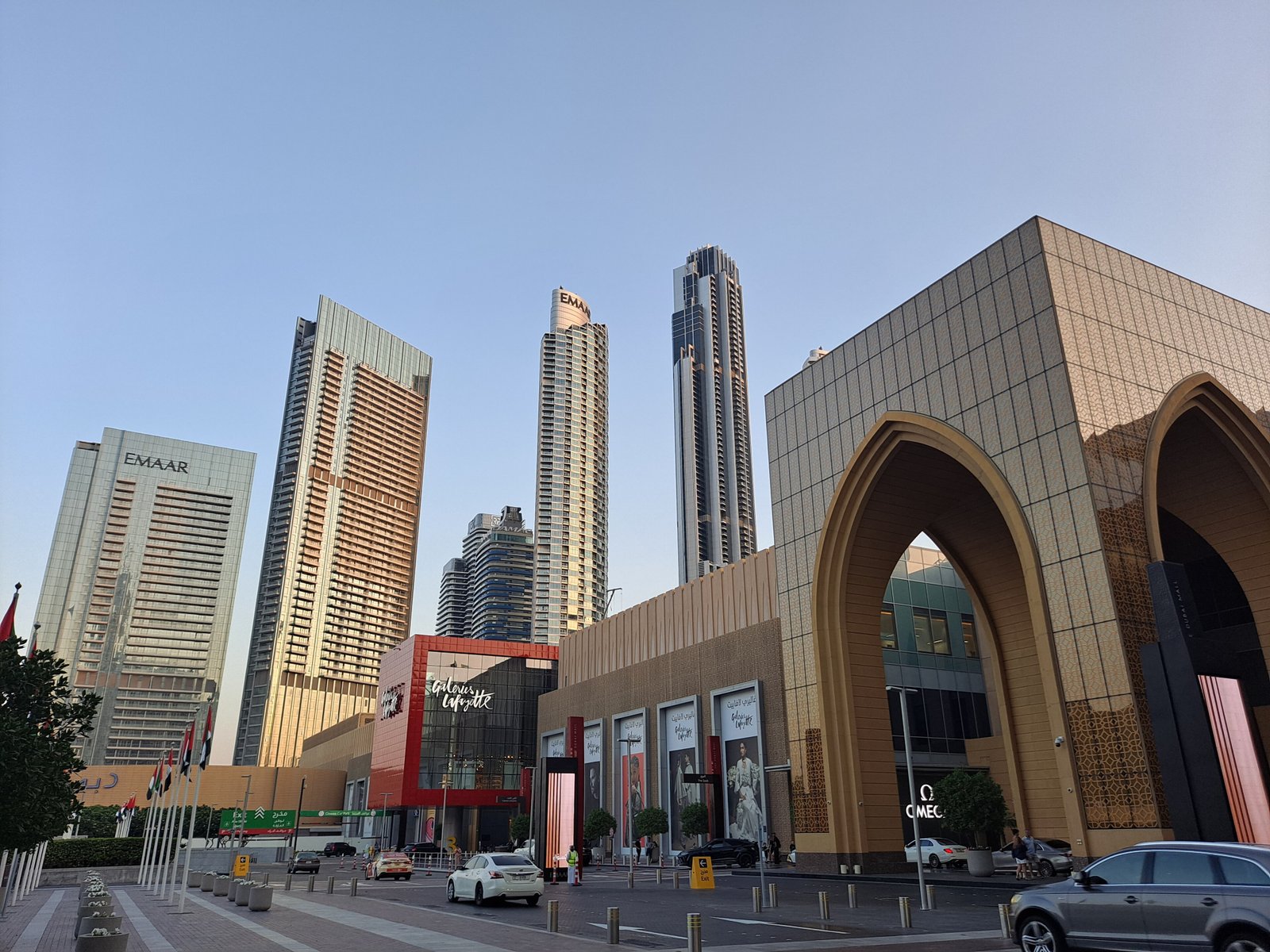 Dubai bersama Keluarga: Antara Mal, Taman, dan Pantai