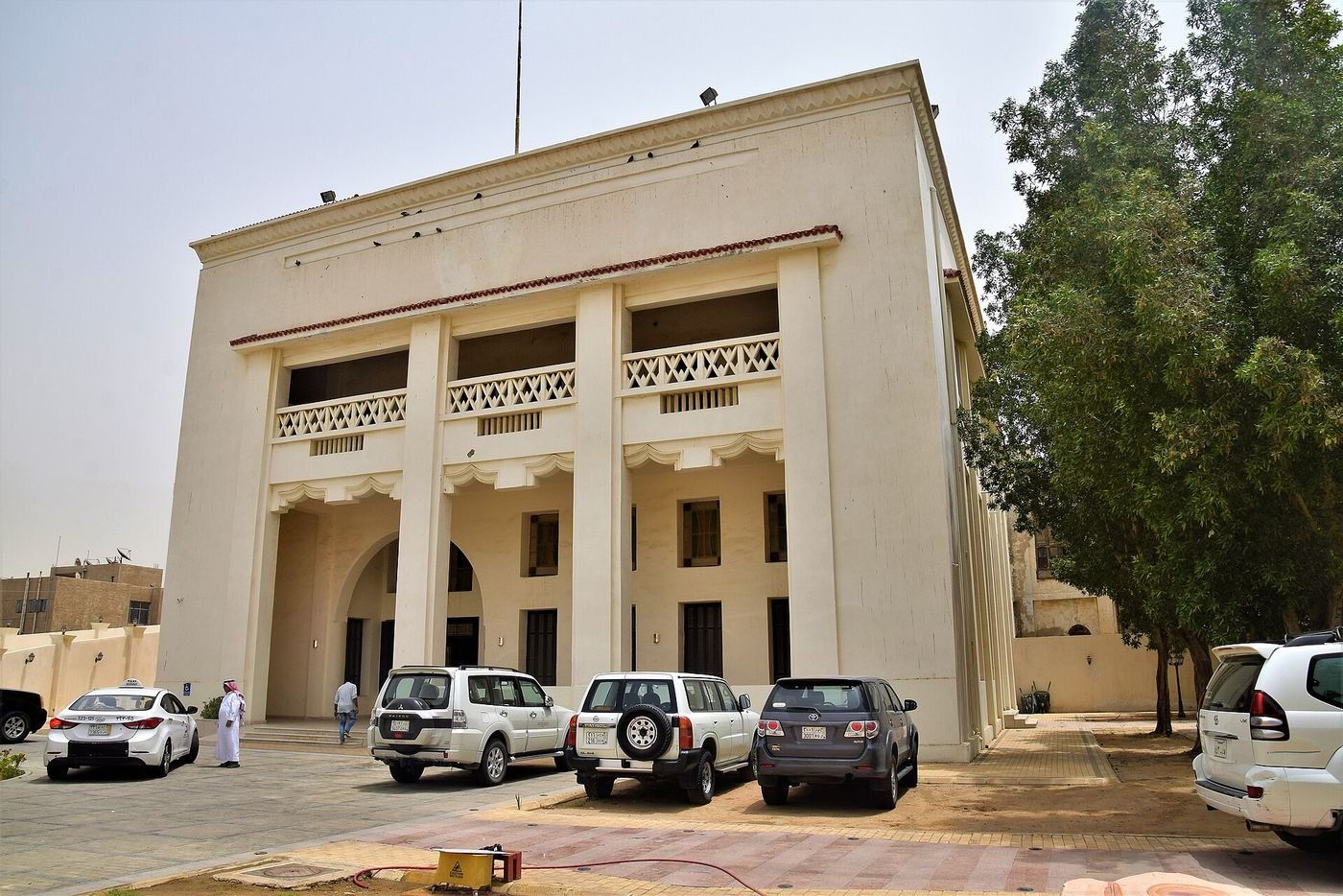 Istana Khuzam